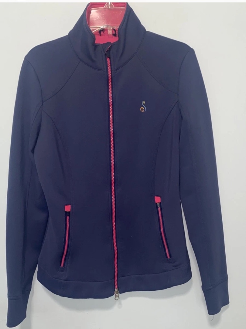 ZERO RESTRICTION Women’s Navy Zip-Up Jacket with Pink Trim